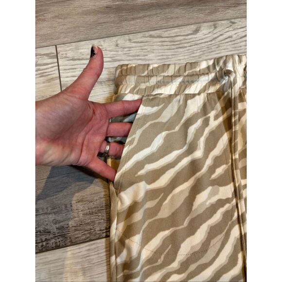 Sport Savvy Brushed Jersey Zebra Printed Ankle Pants Size XS - Picture 4 of 11